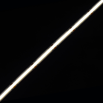 COB LED স্ট্রিপ 528 চিপ সহ 8mm প্রস্থ এবং 3000k 4000k এবং 6500k রঙের বিকল্প পর্দা বিলবোর্ডের জন্য