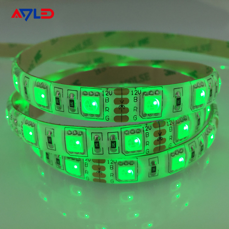 সবুজ রঙ SMD 5050 60LEDs/M LED স্ট্রিপ লাইট আসবাবপত্র জন্য সজ্জা উচ্চ উজ্জ্বল জলরোধী